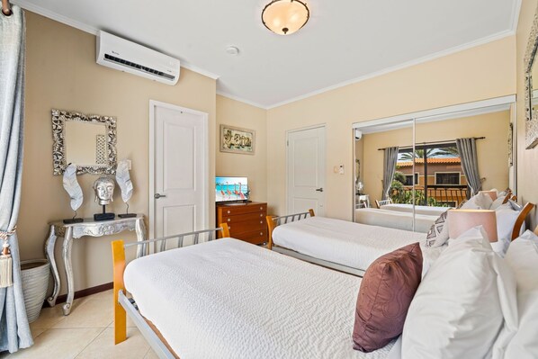 Studio (2 Bedrooms) | Property amenity