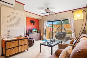 Studio (2 Bedrooms) | Property amenity