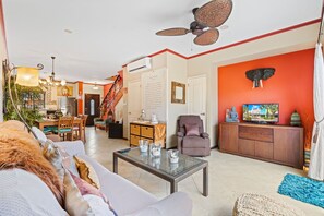 Studio (2 Bedrooms) | Property amenity