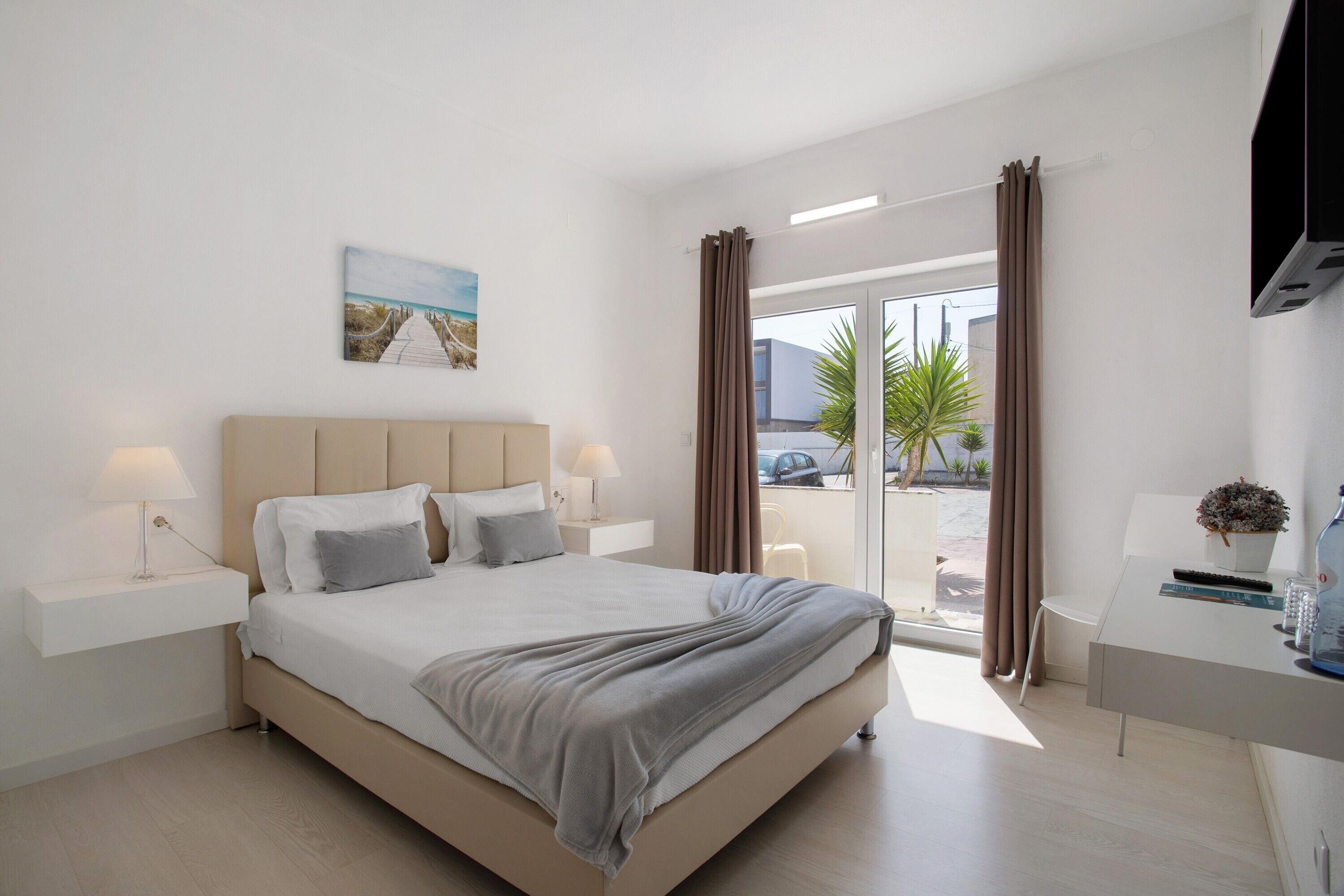 1 室のベッドルーム、WiFi、ベッドシーツ