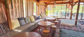 Essanya – Peaceful Chalet in the Heart of Nature