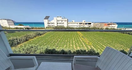 Quiet and Comfort by the Beach: Dar Allouche