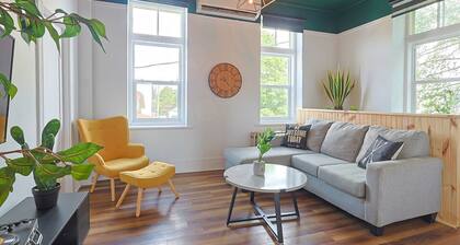 Royale 1918: 6BR, Water Park, Spa & Secret Rooms