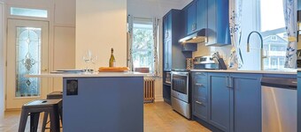 Royale 1918–6bdr, game room, net, pool & more