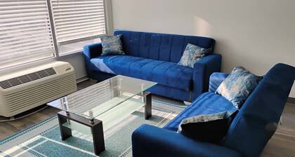 Large 1BR apartment Downtown Hartford, fitness room, Free parking,Pool,G ym