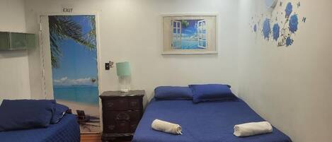 1 bedroom, iron/ironing board, internet, bed sheets