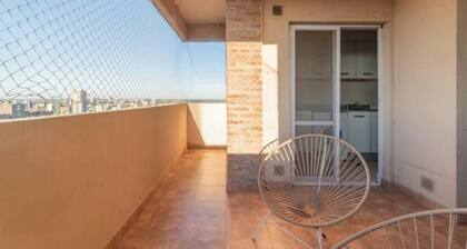 Spacious, bright and modern apartment in the heart of the city centre