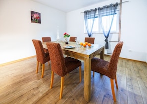 Dining - Ana Zmijavci in Zmijavci  - Haus für 8 Personen (Zmijavci)