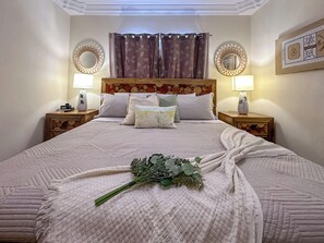 2 bedrooms, iron/ironing board, travel cot, WiFi