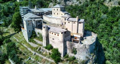 Appartement 'Graziosa Mansarda' avec Vue sur la Montagne et Wi-Fi