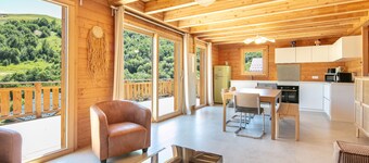 Detached chalet, terrace, mountain view