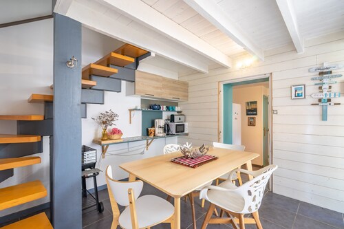 Holiday Home 'Porche Bis' with Private Garden and Wi-Fi