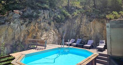 Villa 'Maison Du Soleil' with Mountain View, Private Pool and Wi-Fi