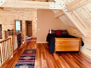 4 bedrooms, internet, bed sheets