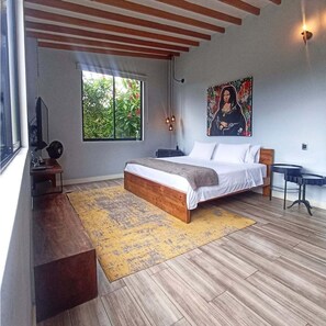 5 bedrooms, WiFi