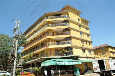 The Coconut Grill Hotel