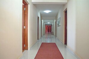 Interior entrance - The Coconut Grill Hotel (Thika)