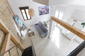 Penthouse | Bureau, espace de travail pour ordinateur portable, rideaux occultants