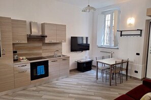 Interior - Near Milan (Il Cortiletto Apartment) (Pogliano Milanese)