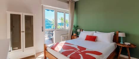 2 chambres, bureau, fer et planche Ă repasser, accĂšs au Wi-Fi (inclus)