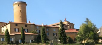 Studio 'Domaine De La Chambarde' with Mountain View, Wi-Fi and Air Conditioning