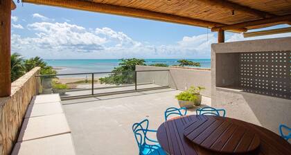 Seaside House in Milagres for 13 People