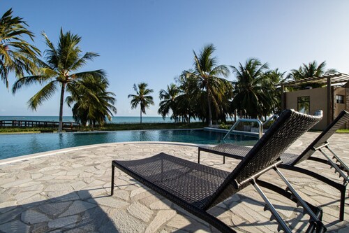 House in a seaside condominium for 12 people