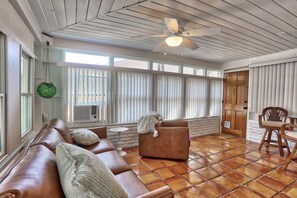 House, Multiple Beds (Coquina Hideaway) | Living area - Coquina Hideaway (St. Pete Beach)