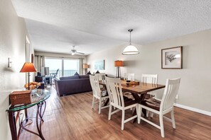 Condo, várias camas (Ram Sea I 405) | Opções para refeição