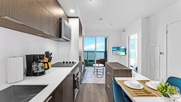 Microwave, oven, stovetop, dishwasher