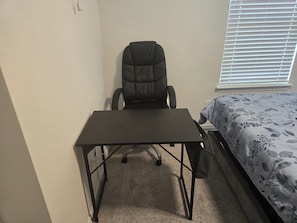 1 bedroom, iron/ironing board, WiFi