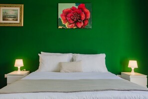 1 chambre, fer et planche à repasser, accès au Wi-Fi (inclus)