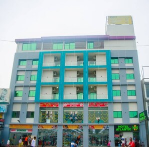 Front of property - Hotel Atlantic (Kinshasa)