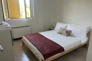 2 Schlafzimmer, Zimmersafe, Bügeleisen/Bügelbrett, kostenloses WLAN