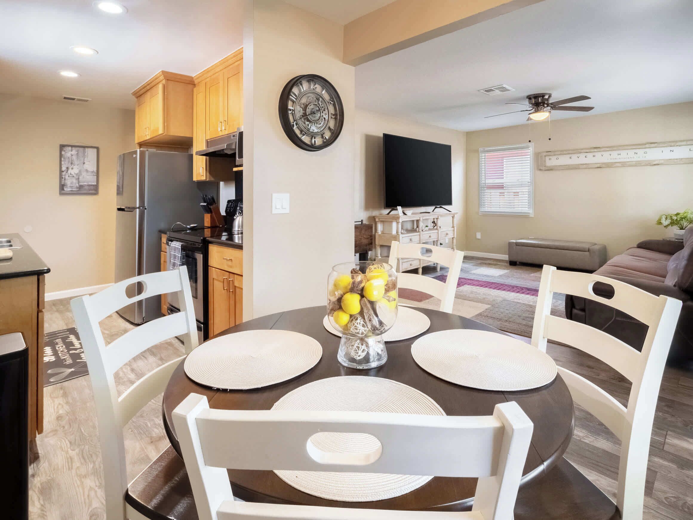 المنشأة من الداخل