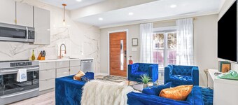 The Sapphire Downtown, Pensacola's Hidden Gem