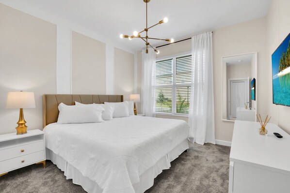 5 bedrooms, iron/ironing board, WiFi, bed sheets
