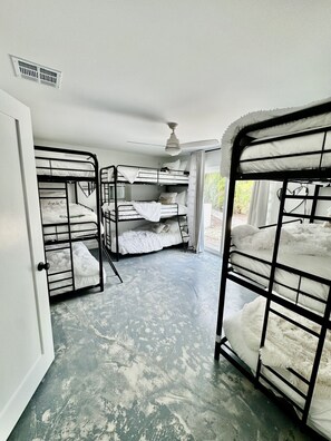 4 bedrooms, iron/ironing board, travel cot, free WiFi