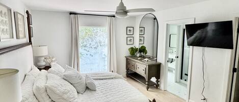 4 bedrooms, iron/ironing board, travel crib, free WiFi
