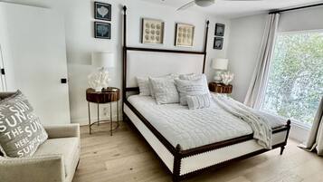 4 habitaciones, tabla de planchar con plancha y cuna de viaje