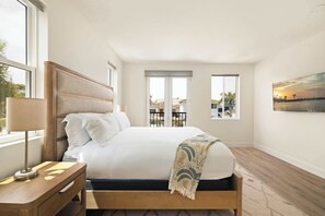 6 bedrooms, iron/ironing board, WiFi, bed sheets
