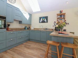 غسالة أطباق، مستلزمات طهي/ أطباق/أوعية