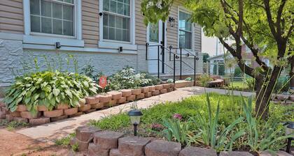 House full of Family fun + cozy vibes near great attractions