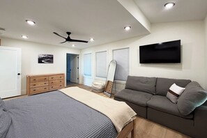 6 habitaciones, cuna de viaje, wifi y ropa de cama 