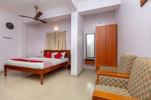 Five stones By Terra Hotel Mogappair