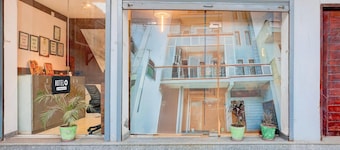 Super Hotel O Alipur Narela