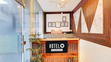 House | Reception