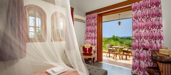 3-Bedroom Apartment without Pool with Sea View, Wi-Fi and Air Conditioning