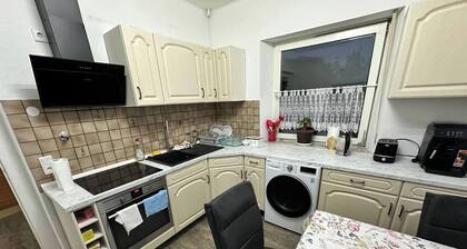 Easy Stay Luxury Apartment 4 BedR/ 2 BathR