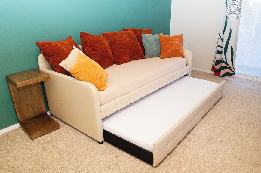 Convenient To The Plaza And Railyard In A Quiet Neighborhood. Pet Friendly! - Santa Fe, NM
